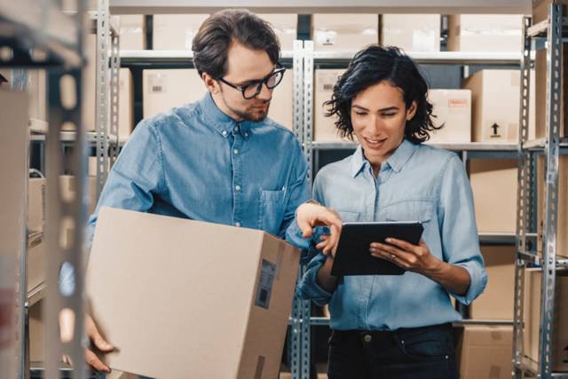 E-commerce Integration with ERP and other Business Systems (PIM and CRM)